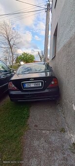 Chevrolet Evanda - 4