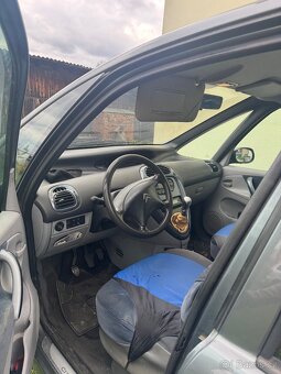 Prodám citroen picasso - 4