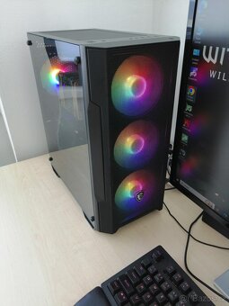 Herní 6-jádro i7 /32GB RAM/RX 580 8GB GDDR5/ 2XSSD M.2/W10 - 4