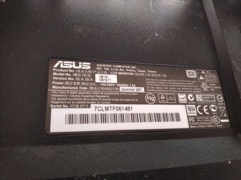 Monitor ASUS černý 19" 3:4 - 4