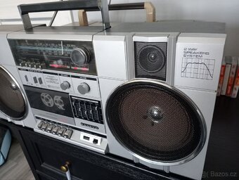 Prodám Japonský boombox Sanyo M9880LU - 4