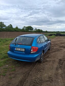 Kia RIO - 4