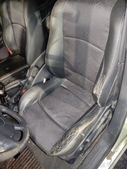 Celé auto na díly Laguna 2 1.9 dCi 88 kW, 6 kvalt, polokůže - 4