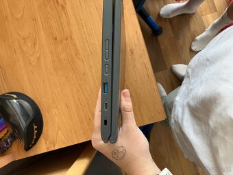 Lenovo 300e 2. generace – školní/pracovní notebook - 4