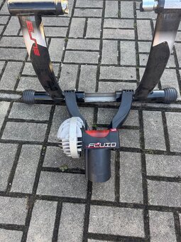 Elite Qubo Power Fluid trenažér na kolo upraveny na 29" kol - 4