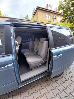 KIA Carnival - 4