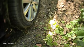 Obuté litá kola Volkswagen Passat rozteč šroubú 112mm - 4
