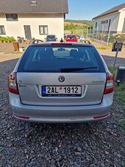 Škoda octavia 1.6 tdi DSG - 4