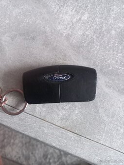 Ford Focus r.v 2011 - 4
