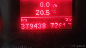 Volkswagen Touran - 4