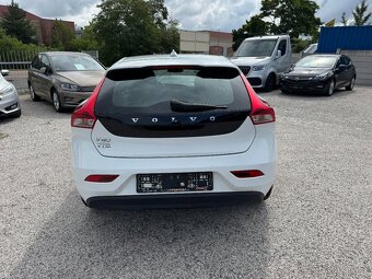Volvo V40 2.0 i 90KW 1 Majitel manual 6ti-kvalt - 4