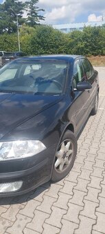 Auto, náhradní díly případně oprava a nová STK rez. do 20.7 - 4