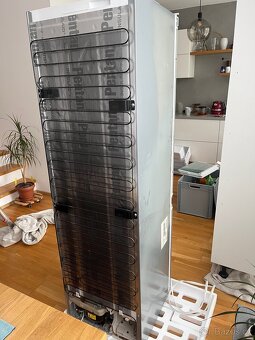 Vestavná chladnička+mraznička Siemens - 4