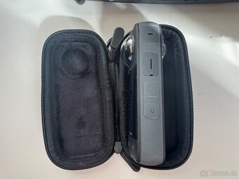 Insta360 X3 + neviditelné potápěčské pouzdro + pouzdro - 4