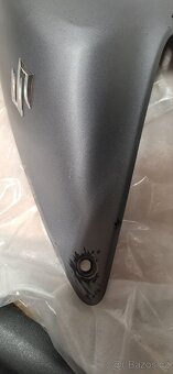 Kryt nádrže V-strom 650, 2012-2016, levá - 4