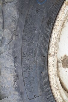 Zetor crystal zadní kola ráfky disky 18,4-34 16 pláten 3,5cm - 4