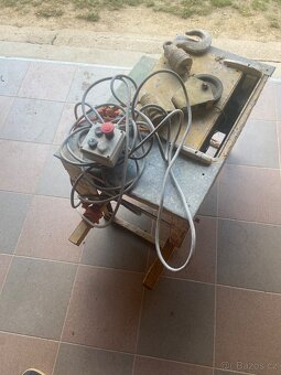 Stavební vrátek - 4