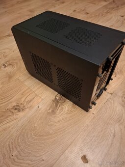 Sharkoon QB ONE MINI-ITX - 4
