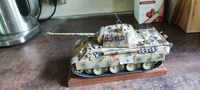 Model tanku Panther - 4