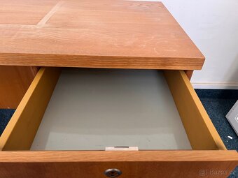 Dřevěný psací stůl s šuplíky + IKEA židle Gregor - 4