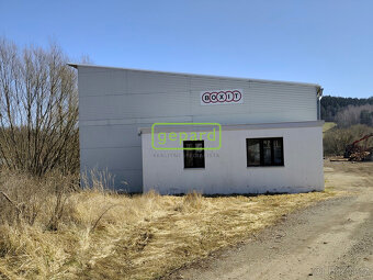Skladovací a výrobní hala s pozemkem 2639m2 - Kájov - 4