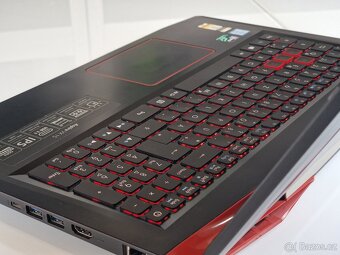 Herní notebook ACER VX | i7-7700HQ | GTX 1050Ti | 512SSD+1TB - 4