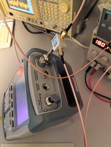 Rohde Schwarz FSH3 spektrální analyzátor 3 GHz + Tracking - 4