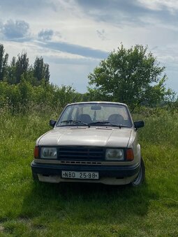 Škoda 125L - 4