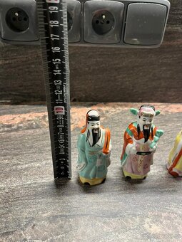 Porcelánové asijské sošky - 4