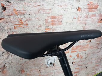 Kolo Merida Crossway 20-V 48cm matná černo-šedo-limetková - 4