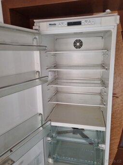 Vestavná lednice s mrazákem Miele - 4
