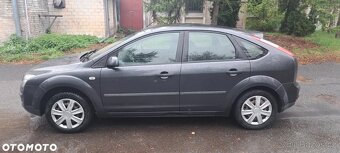 FORD Trend Plus Focus 1.6 MR`05 E4 RHD - 4