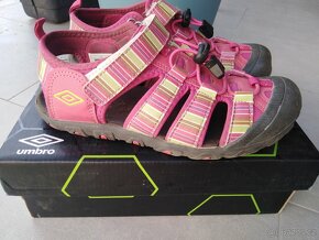 Dětské sportovní sandály Umbro, velikost 35 - 4