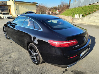 Mercedes-Benz E 400d 4M KUPÉ/VZDUCH/EL.TAŽNÉ/NAVI/KŮŽE/LED - 4