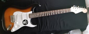 Fender Squire - 4