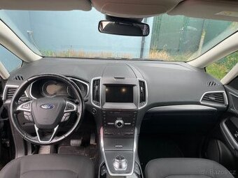 Ford Galaxy rok 2020 - 4