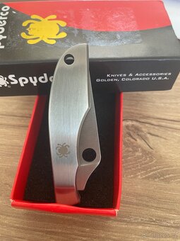 Nůž Spyderco - 4