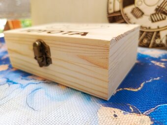 Dřevěná krabička Toyota - 4