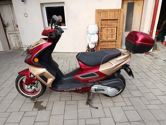 Skútr Korado 125 - 4