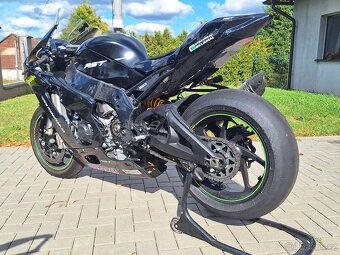 Kawasaki zx10r rv 2020 - 4