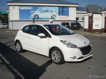 Peugeot 208 1.2 i Pure tech - 4
