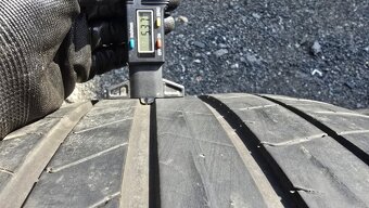 Letní pneu 275/40/20 Pirelli - 4