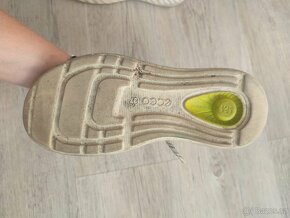 Prodám ECCO kožené boty vel. 37 - 4