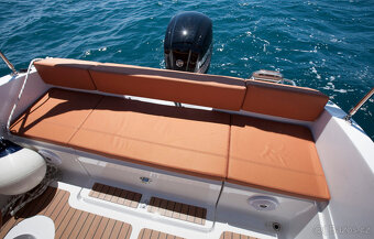 LOD KAJUTOVA BARRACUDA 585 - 4