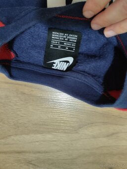Tepláková souprava Nike vel.110/116 - 4