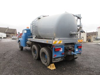 Tatra 148, cisternový vůz - 4