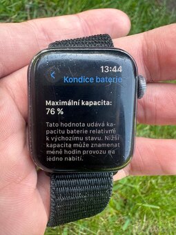 Apple Watch series 5 - 4