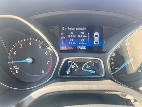 Ford Focus ST line 1.5 i  110 kw  2/2018 - 4