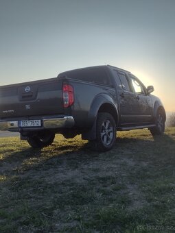 Nissan Navara 2,5 DCI D401 140kw 4x4 - 4