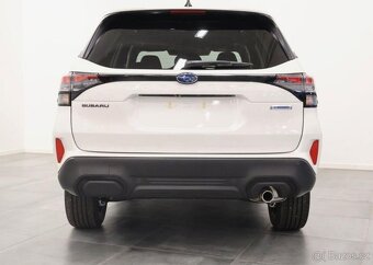 Subaru Forester 2.0 Comfort+ 2025 nové 100 kw - 4